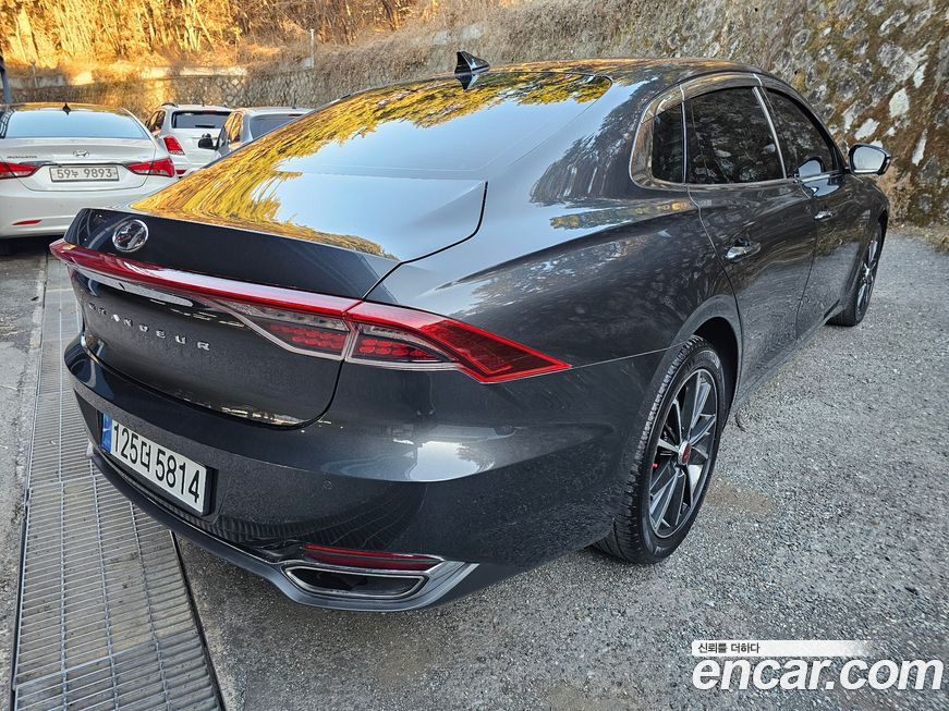 Hyundai Grandeur 2022