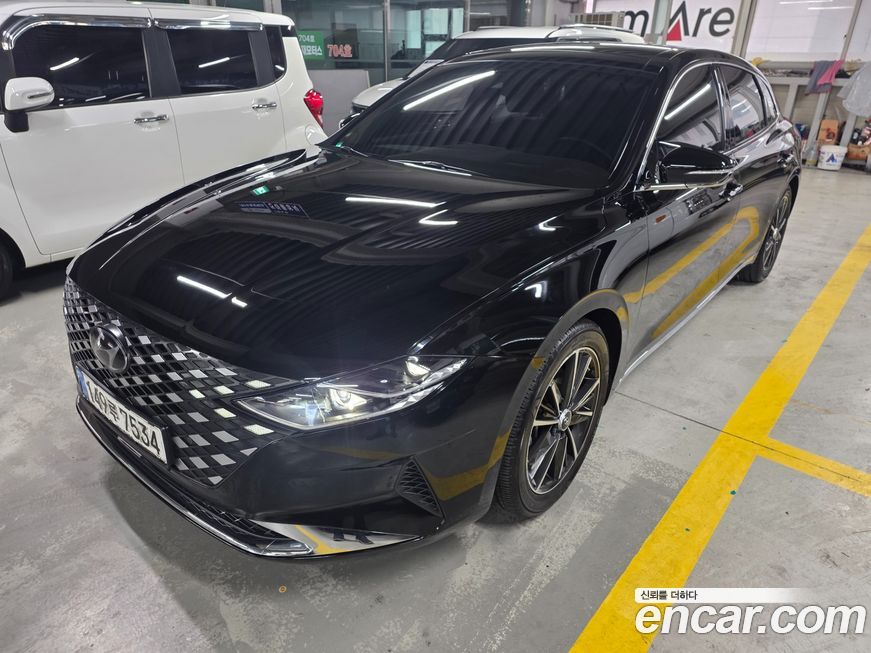 Hyundai Grandeur 2021