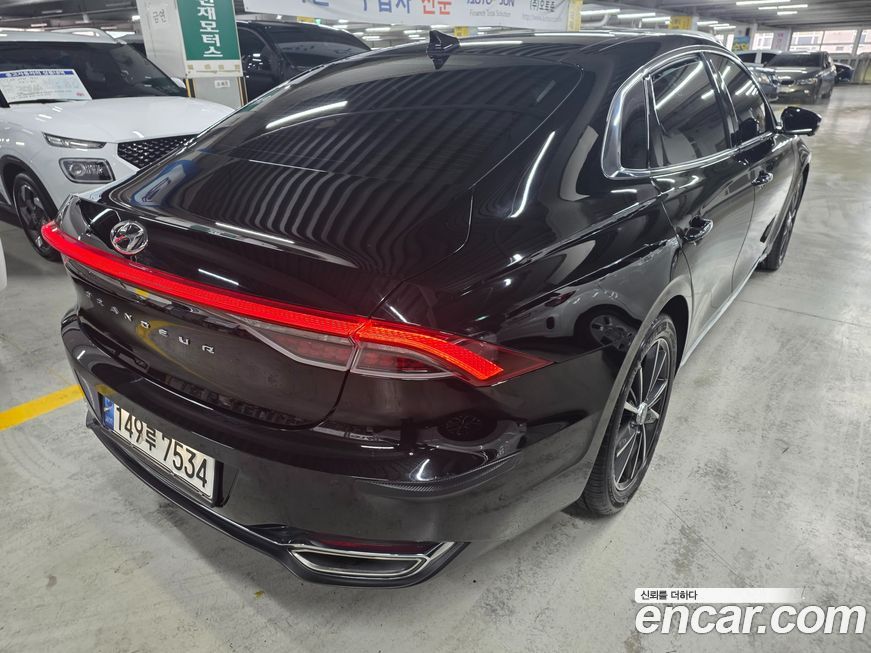 Hyundai Grandeur 2021