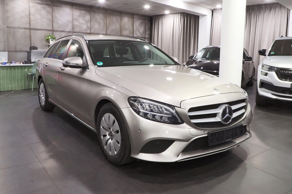 Mercedes-Benz C 200 2021