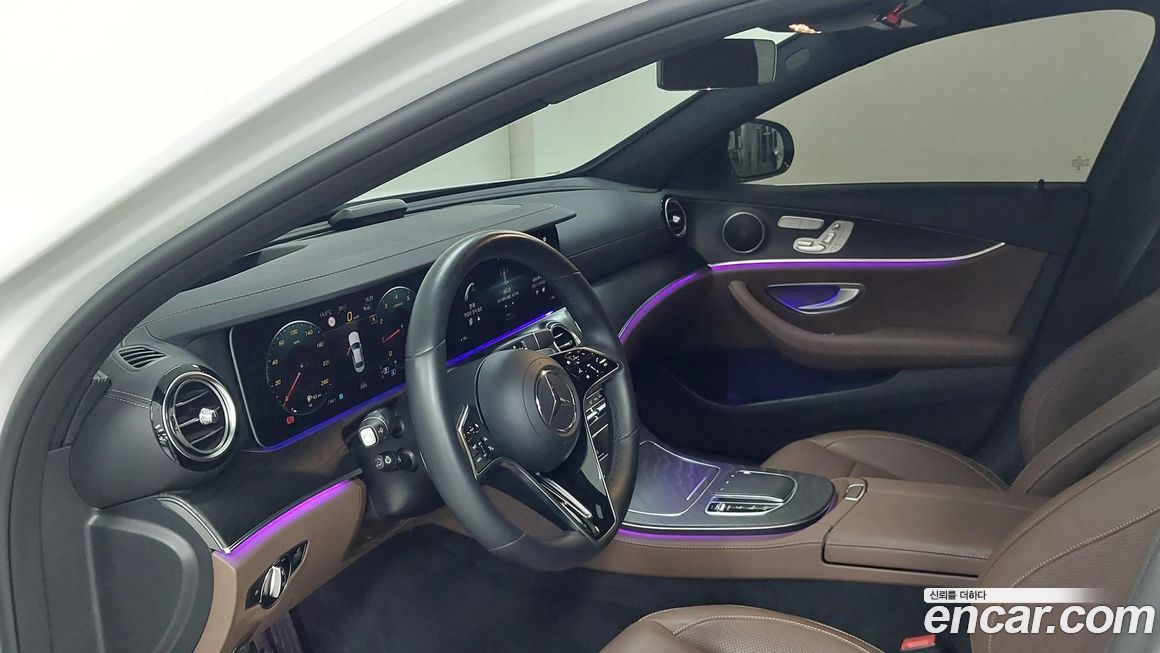 Mercedes-Benz E-Class 2023