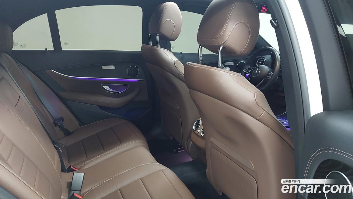 Mercedes-Benz E-Class 2023