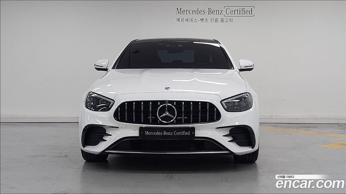 Mercedes-Benz E-Class 2021