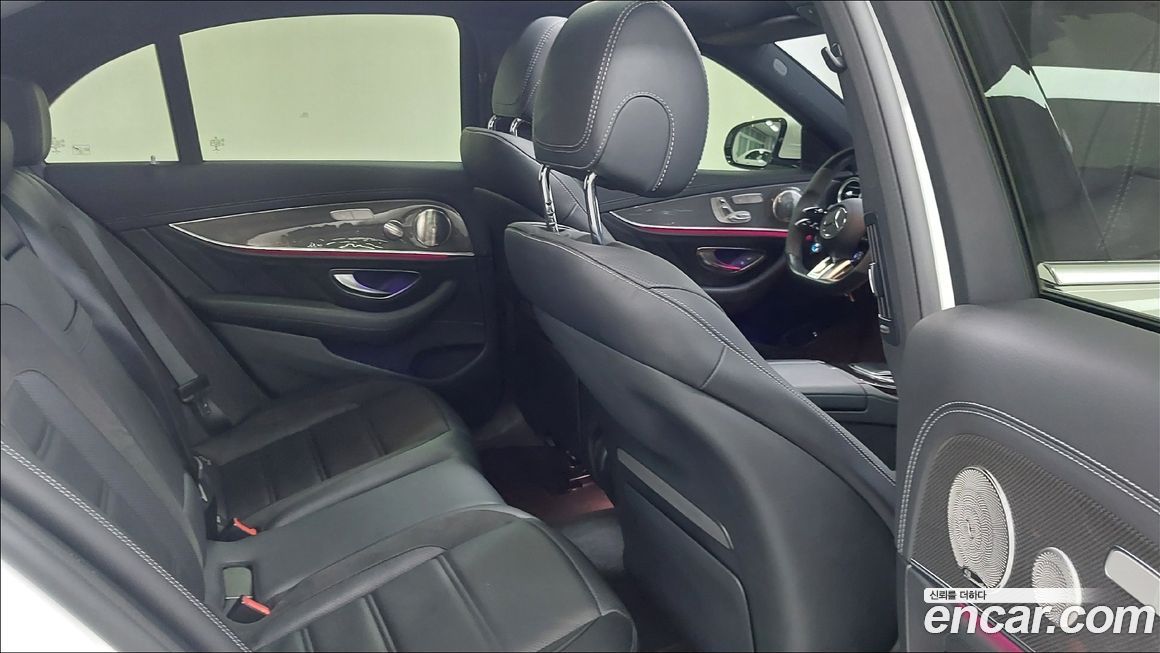 Mercedes-Benz E-Class 2021