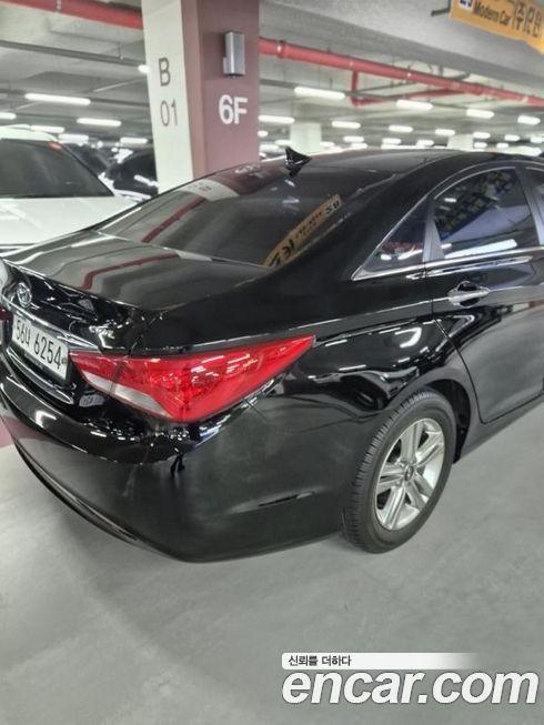 Hyundai Sonata 2013