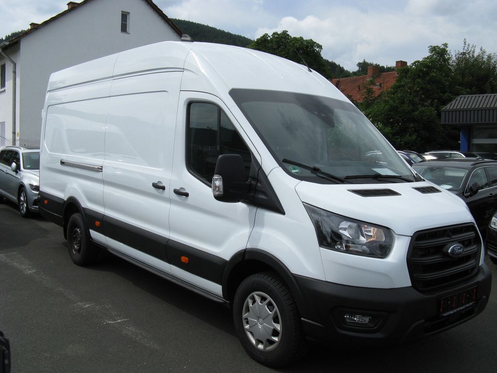 Ford Transit 2023