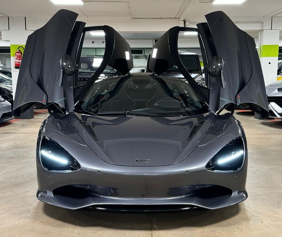 McLaren 750S 2024