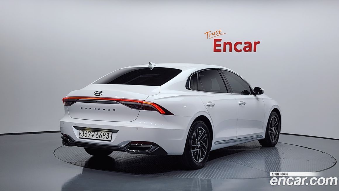 Hyundai Grandeur 2022