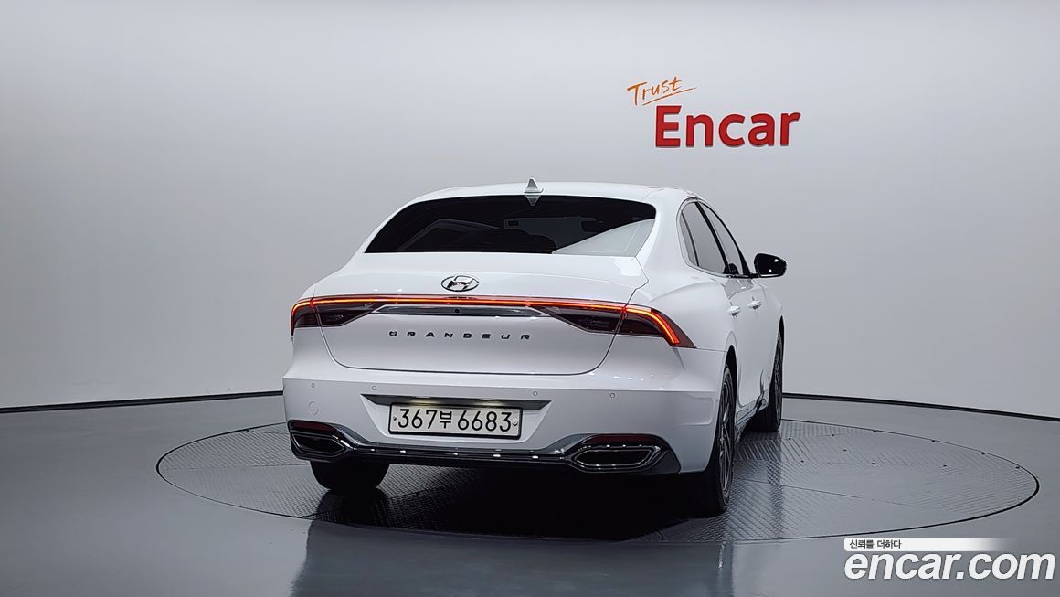 Hyundai Grandeur 2022