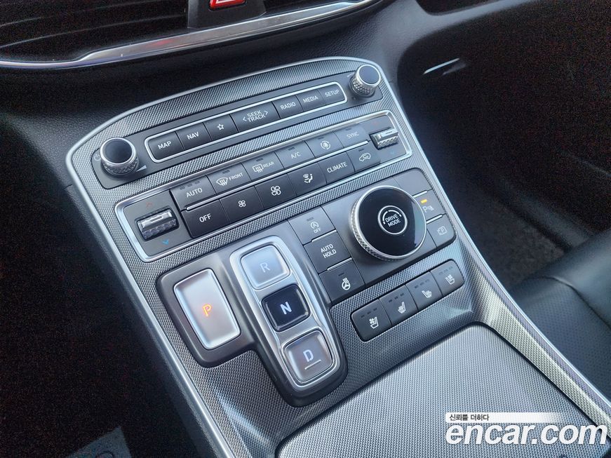 Hyundai Santafe 2022