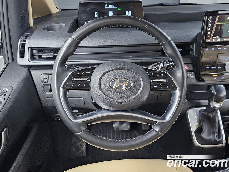 Hyundai Staria 2022