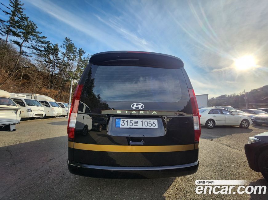Hyundai Staria 2025