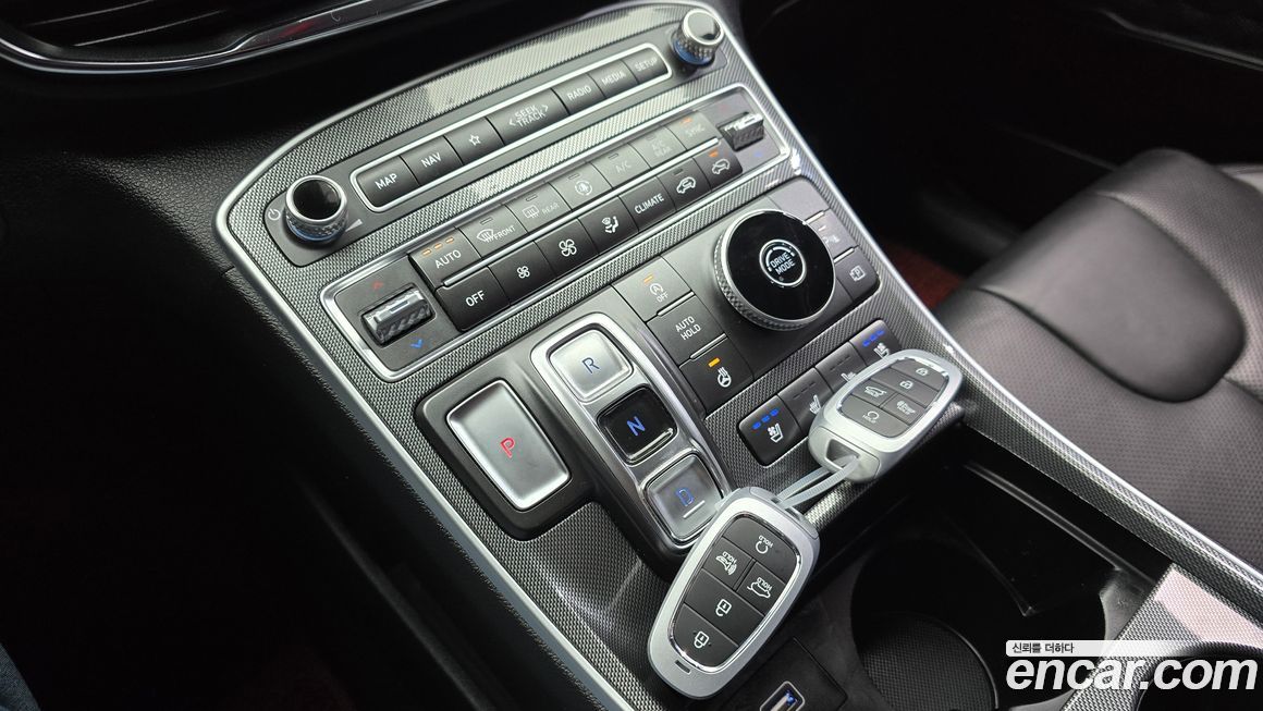 Hyundai Santafe 2022