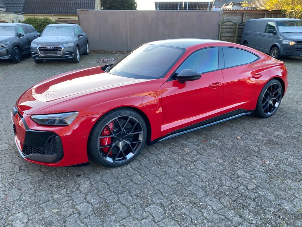 Audi RS e-tron GT 2025