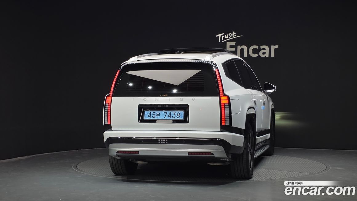 Hyundai Ioniq9 2025