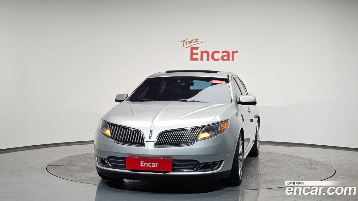 Lincoln MKS 2015