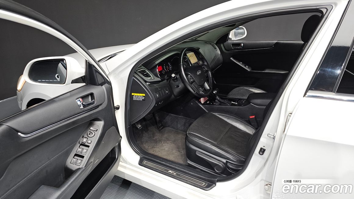 Kia K7 2011