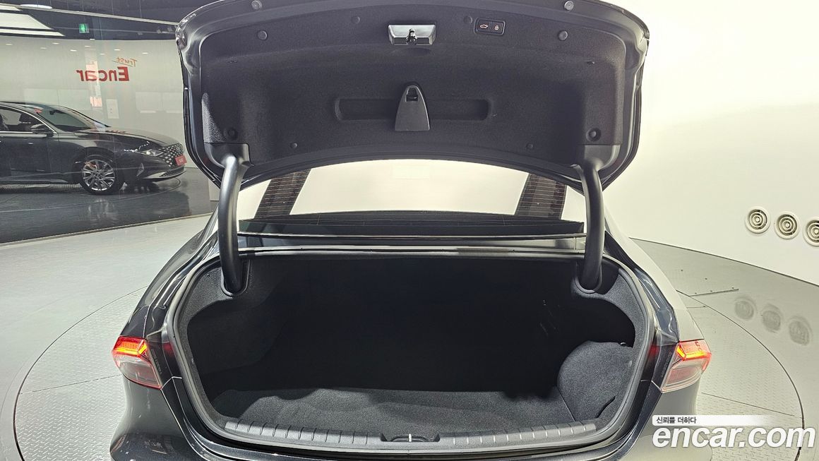 Hyundai Grandeur 2021