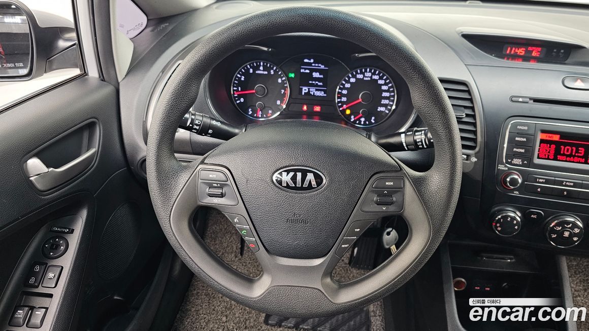 Kia K3 2013