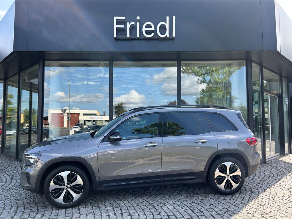 Mercedes-Benz GLB 200 2025