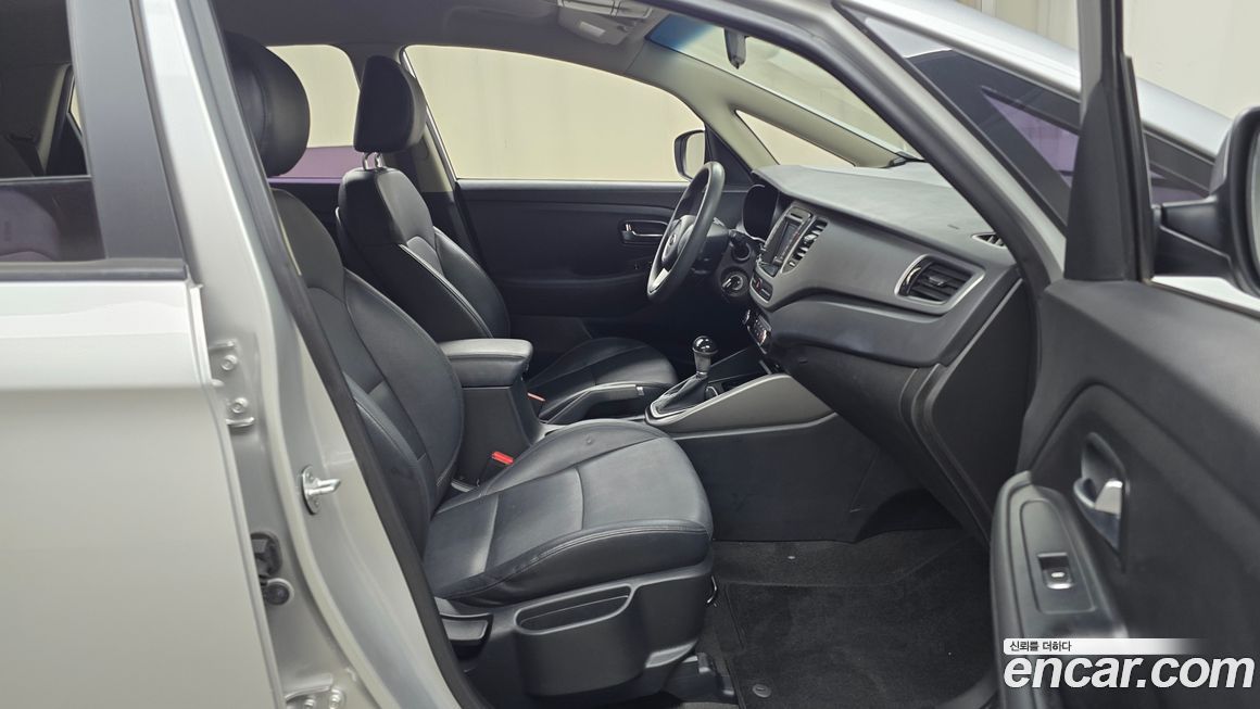 Kia Carens 2015