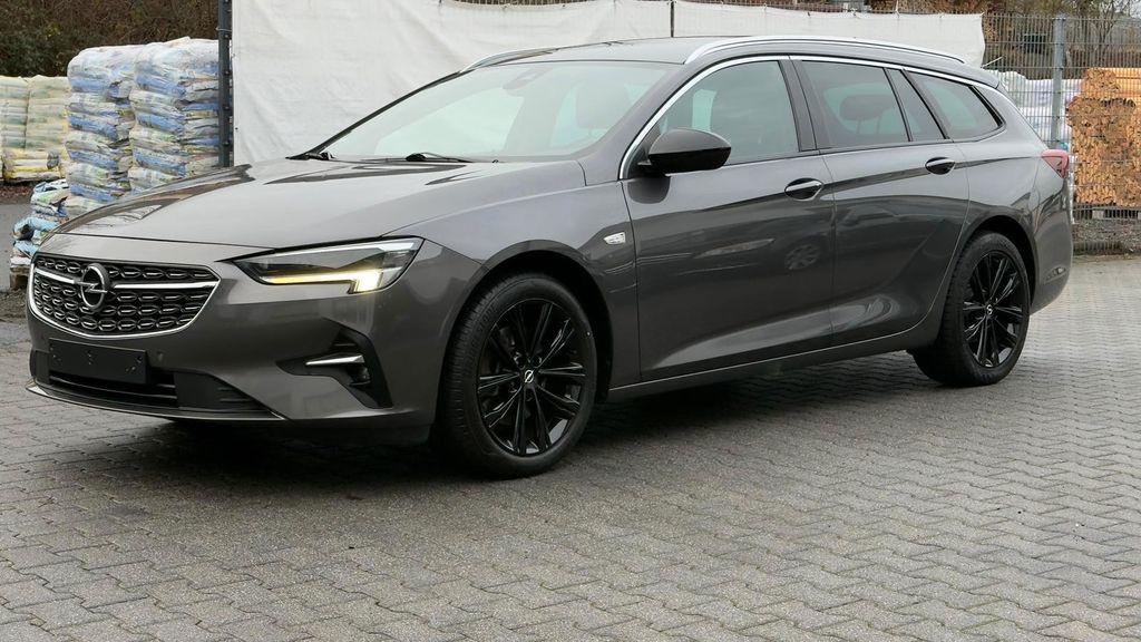 Opel Insignia 2022
