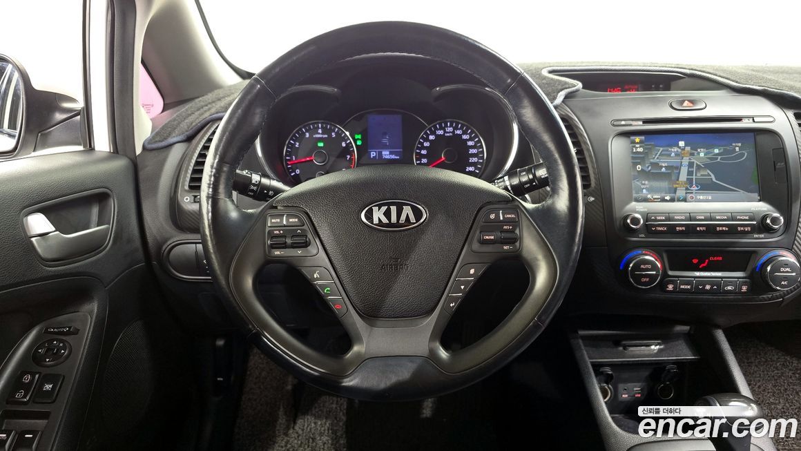 Kia K3 2015