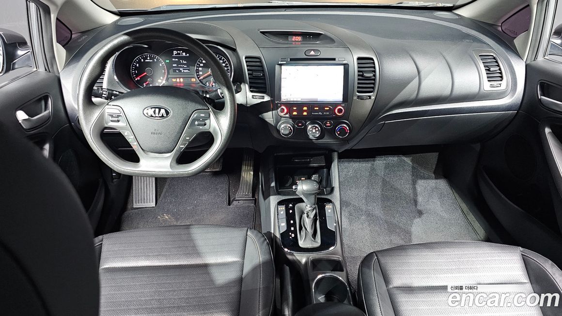 Kia K3 2016
