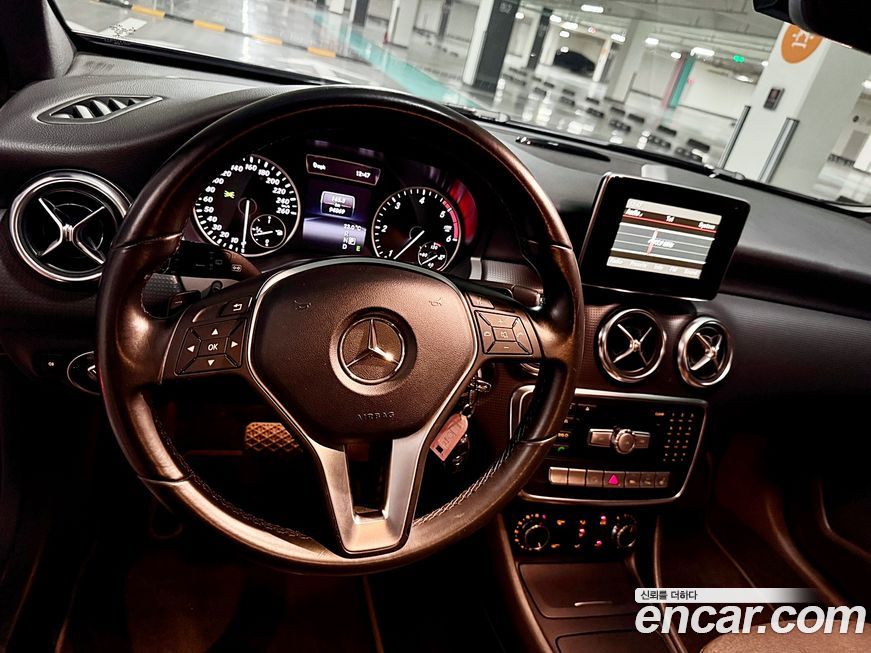 Mercedes-Benz A-Class 2014