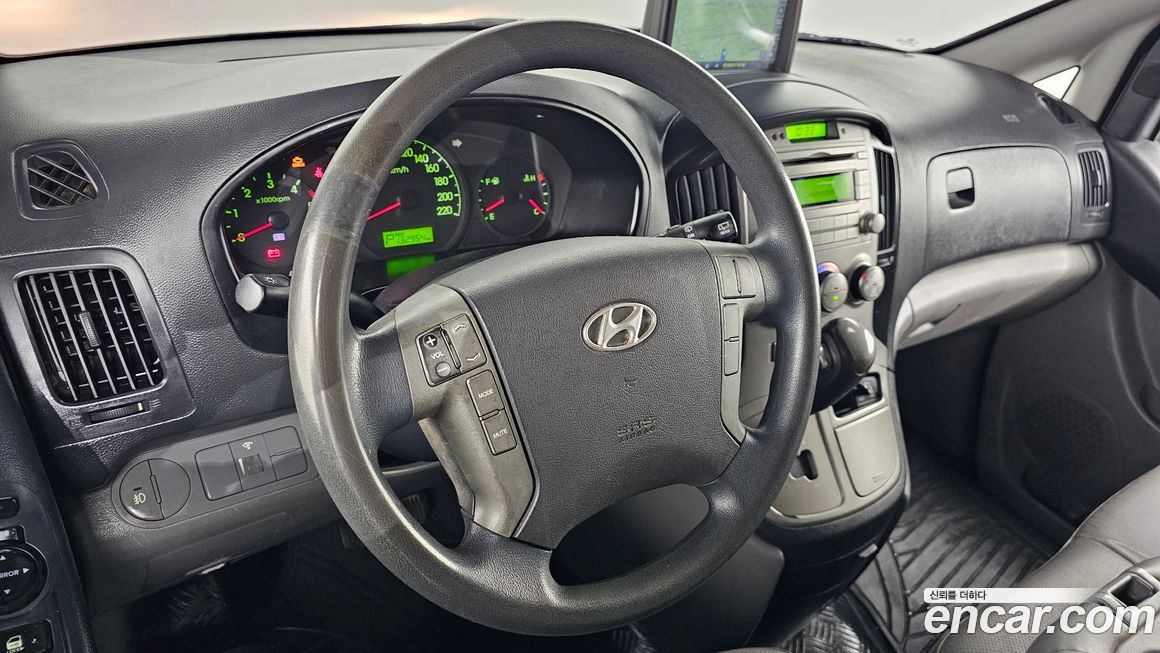 Hyundai Starex 2015