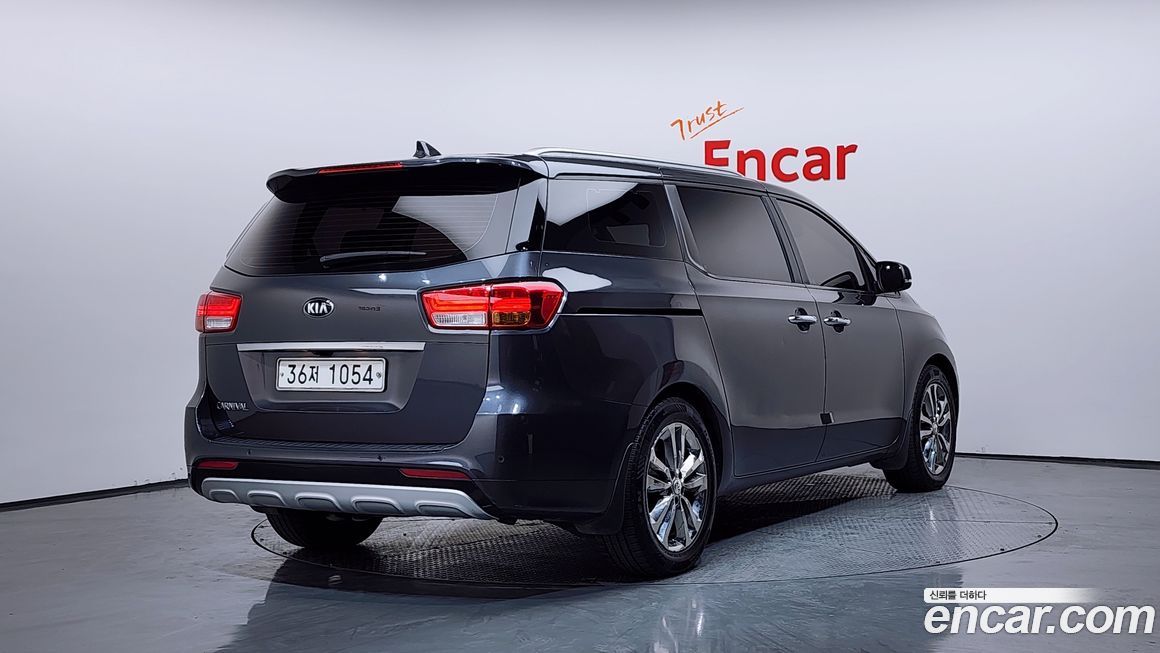 Kia Canival 2016