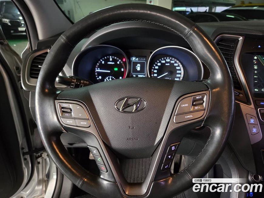 Hyundai Santafe 2016