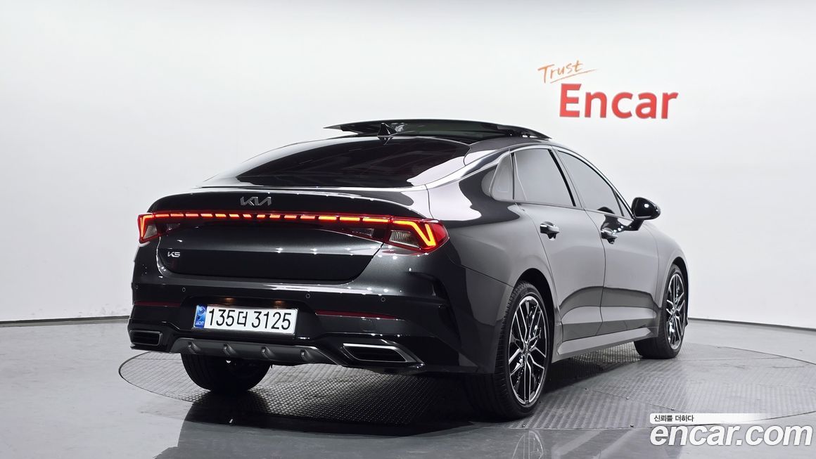 Kia K5 2023