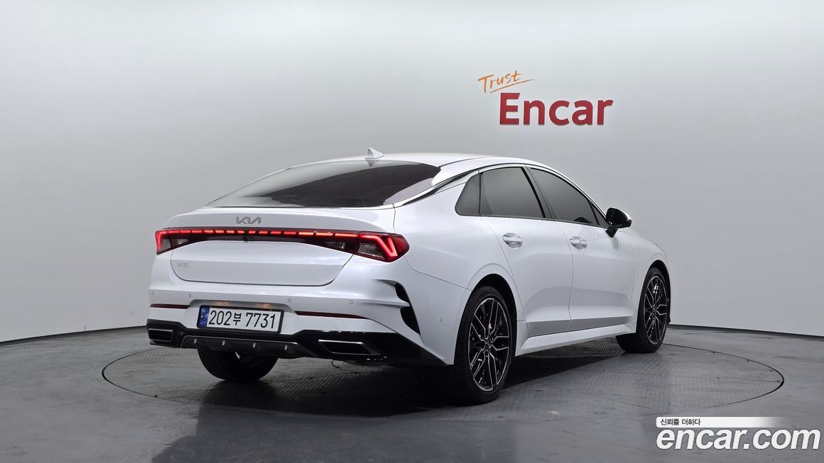 Kia K5 2023