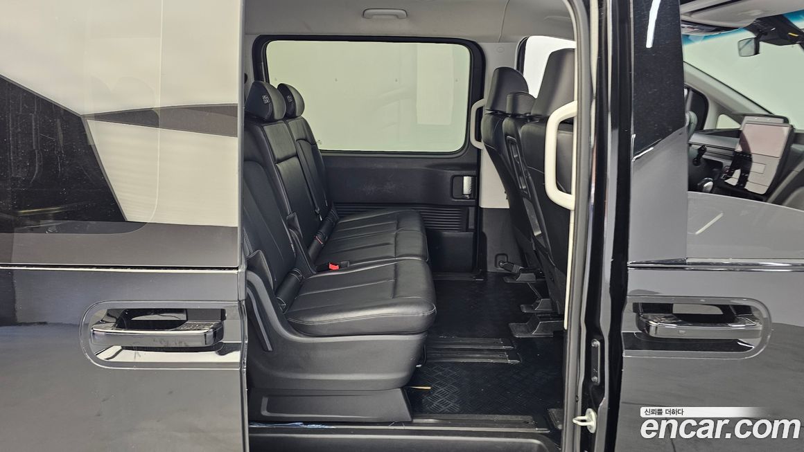 Hyundai Staria 2023