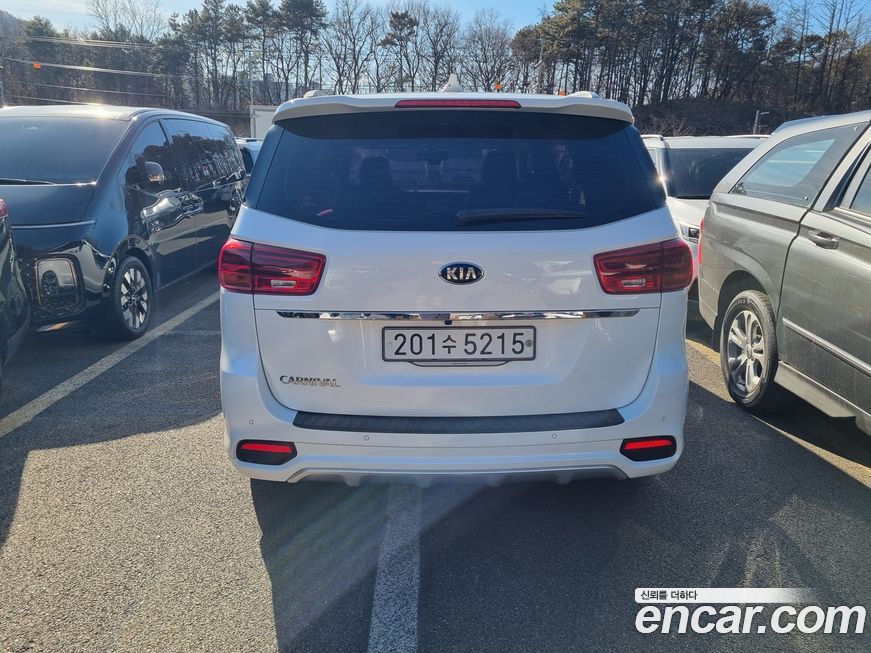 Kia Canival 2020
