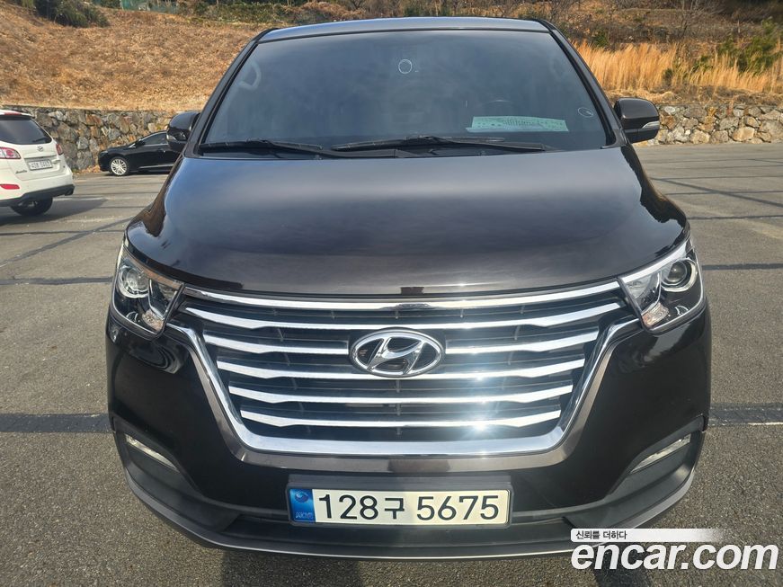 Hyundai Starex 2019