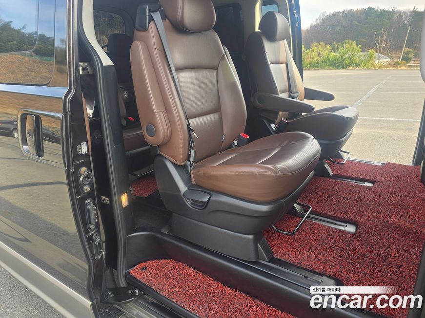 Hyundai Starex 2019