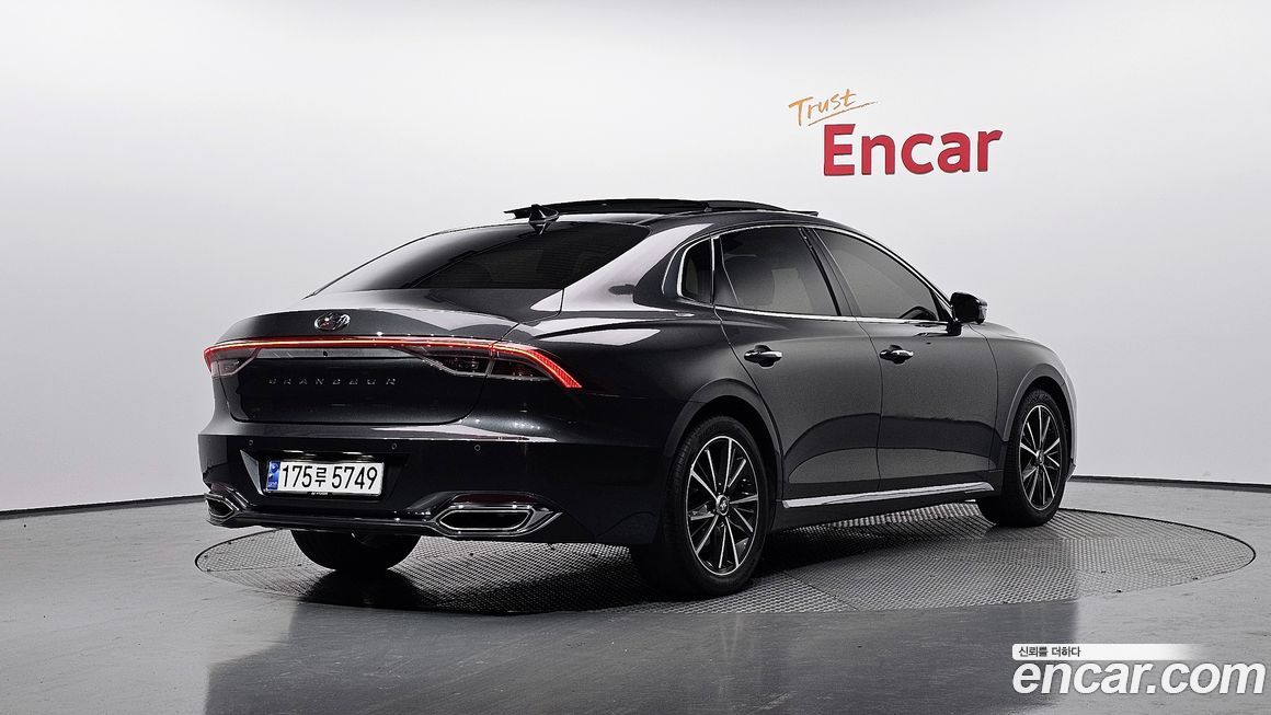 Hyundai Grandeur 2022