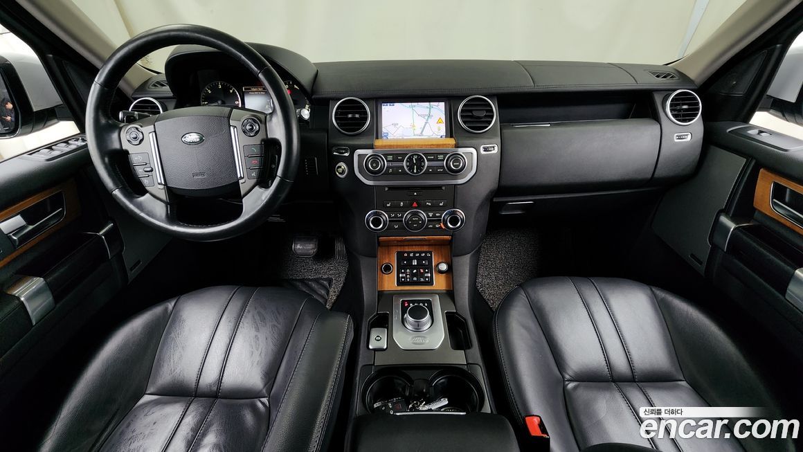 Land Rover Discovery 2015