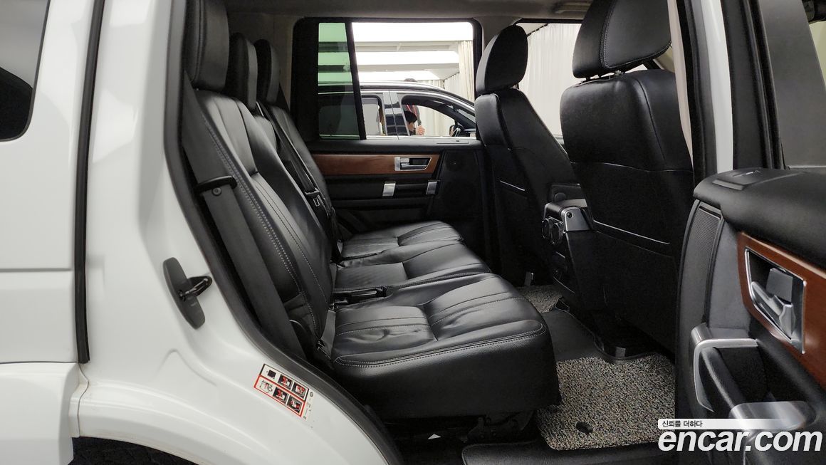 Land Rover Discovery 2015