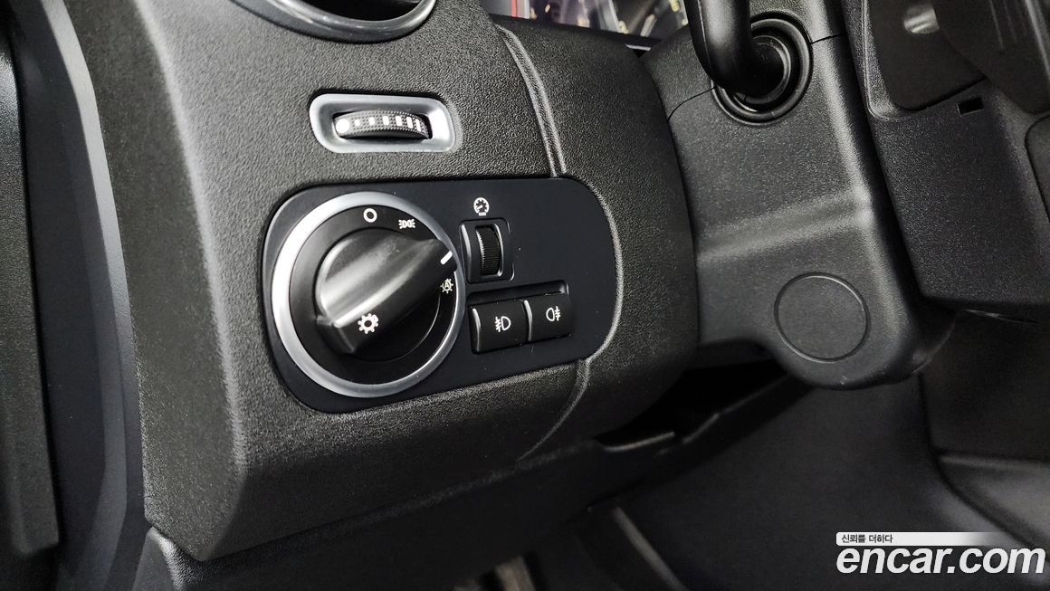 Land Rover Discovery 2015