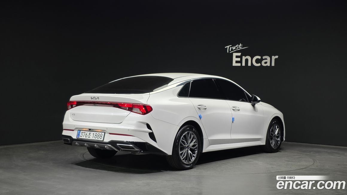 Kia K5 2023