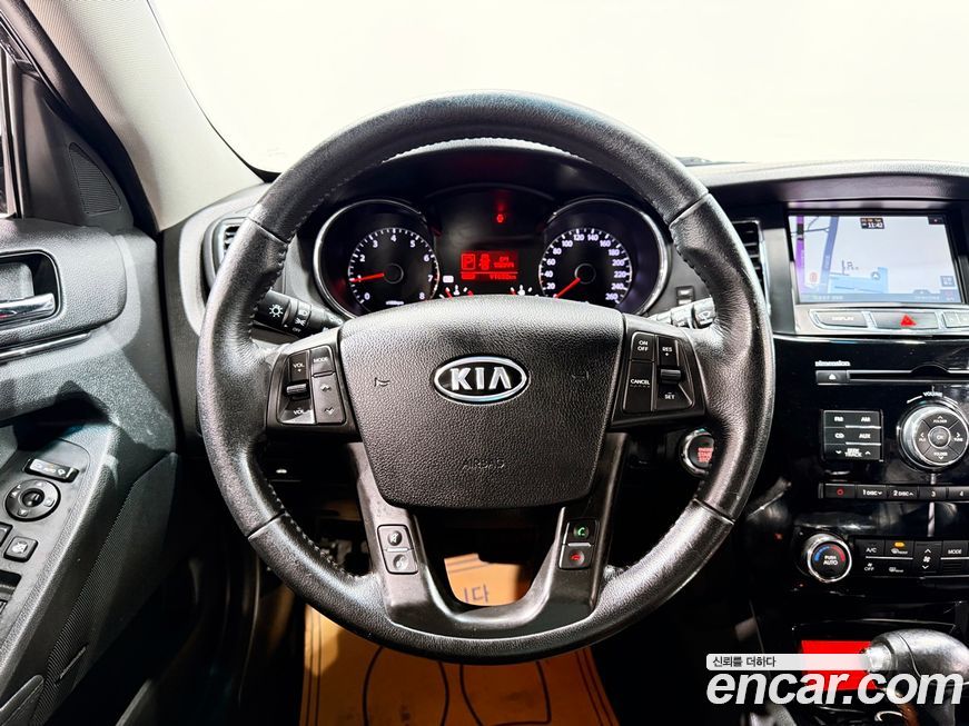 Kia K7 2011