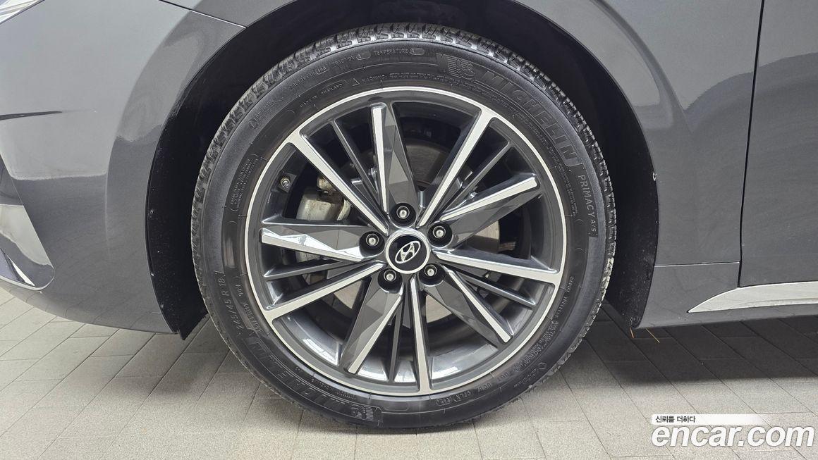 Hyundai Grandeur 2020