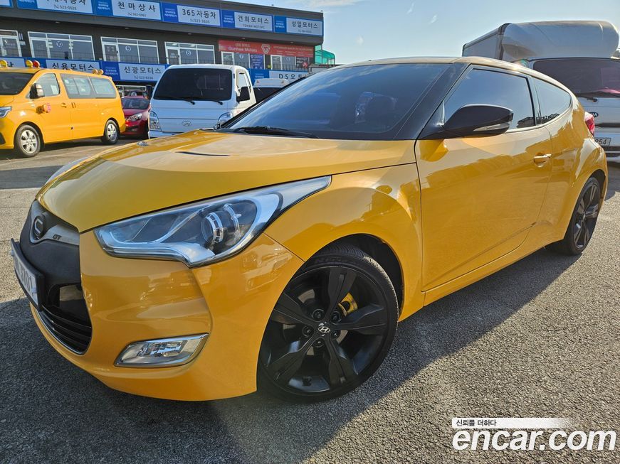 Hyundai Veloster 2012