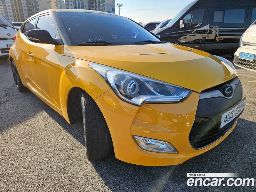 Hyundai Veloster 2012