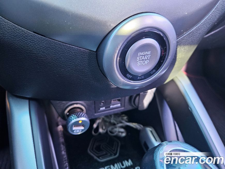 Hyundai Veloster 2012