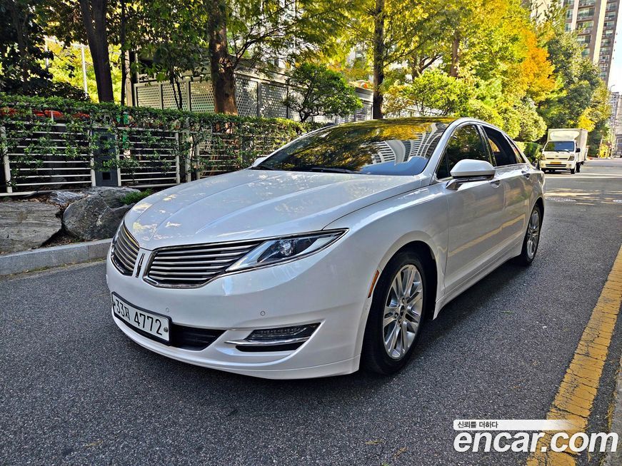 Lincoln MKZ 2014