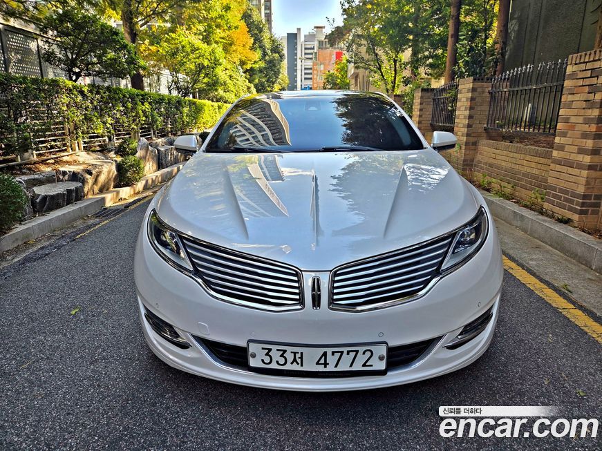 Lincoln MKZ 2014